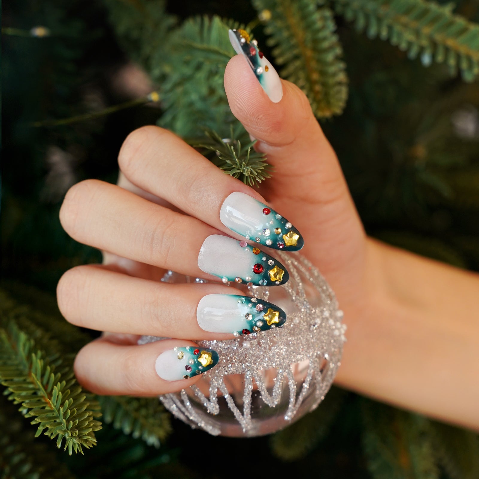 Siva Nail, Frosted Christmas, Weihnachts-Glamour zum Aufdrücken von Nägeln