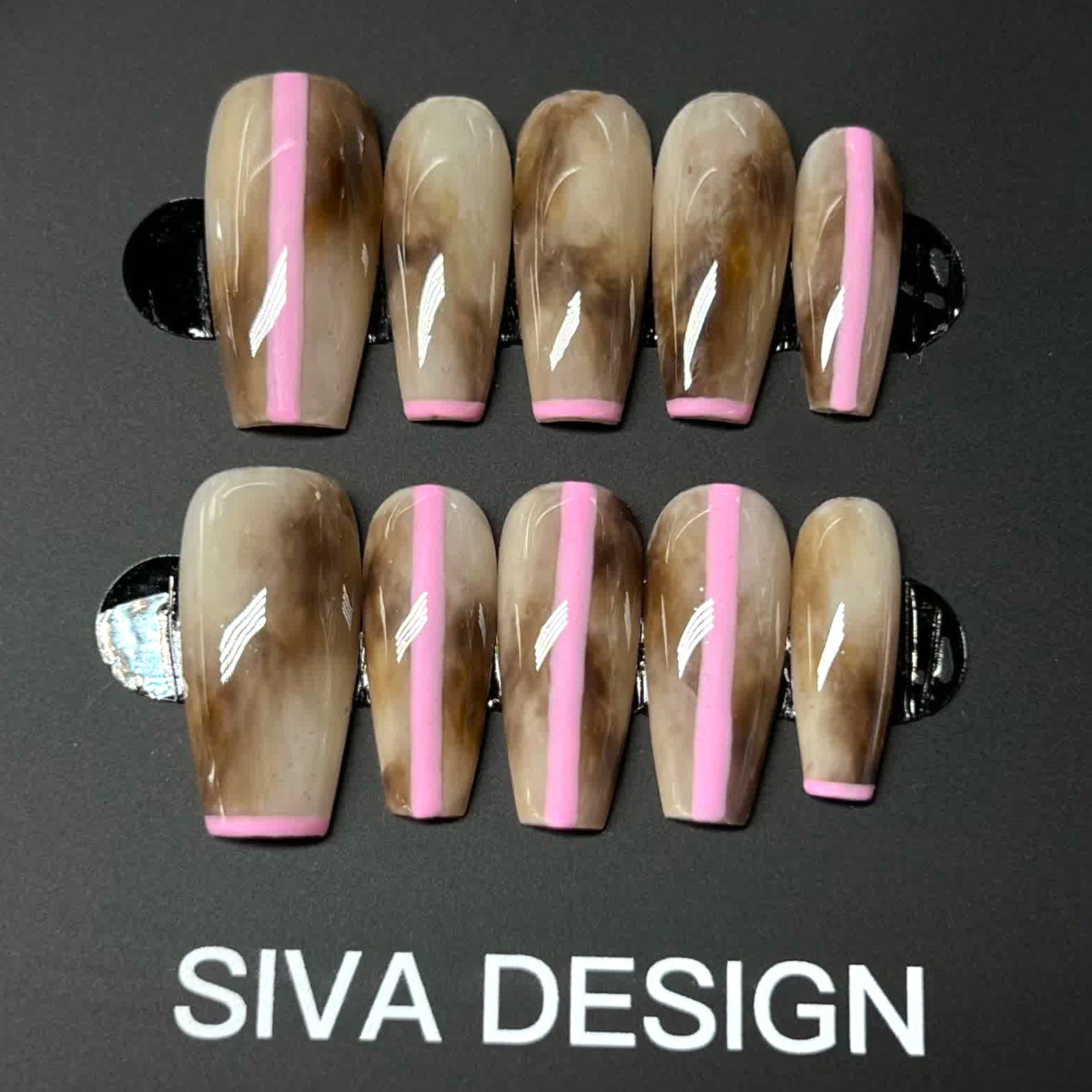 Siva Nail, Weiche Streifen, Einzigartiger Marmor, Handgemachte Nagelpresse