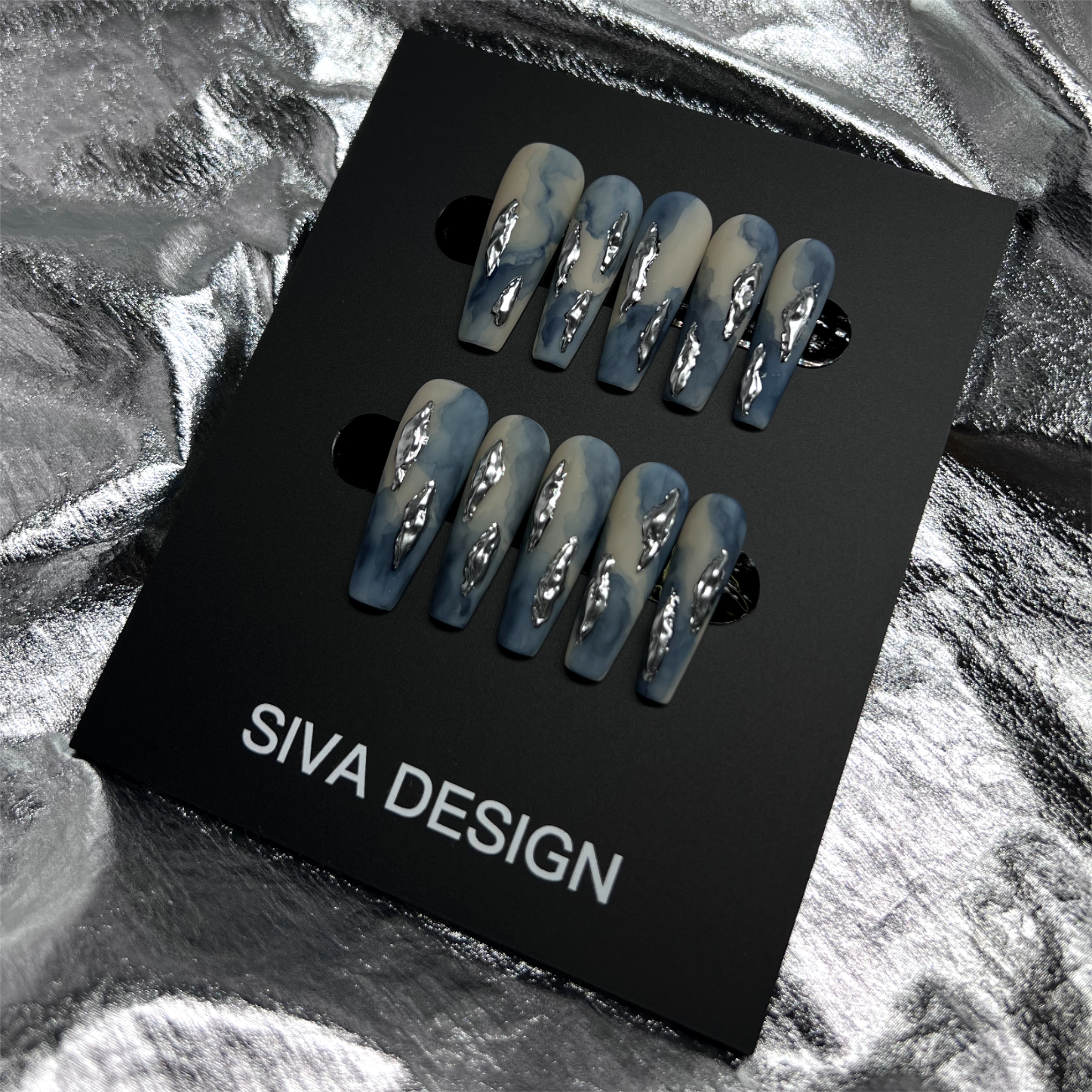 Siva Nail, Denim, handgemachter Press-on-Nägel-Stil