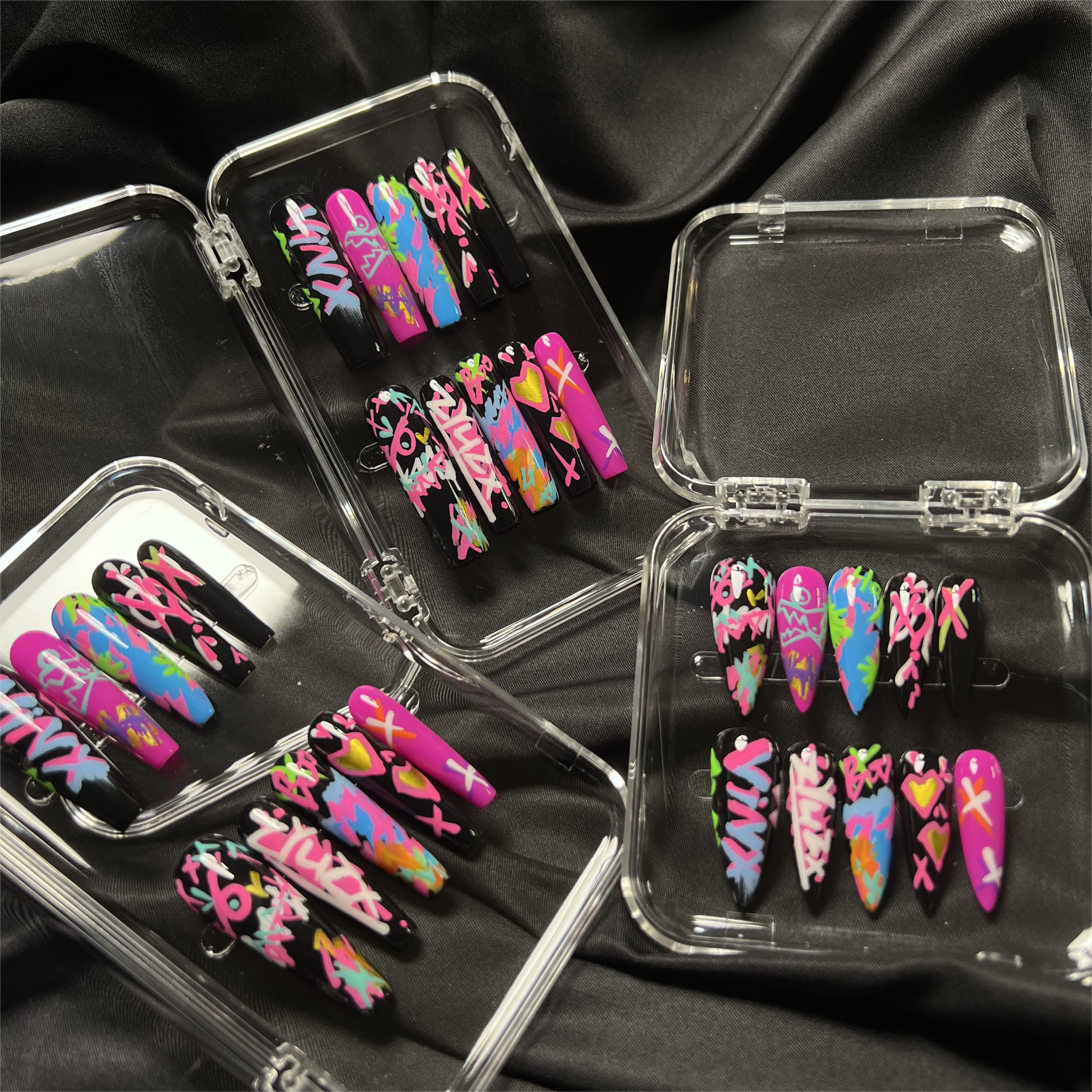 Siva Nail, Neon Groove, Graffiti Style, handgemachte Nagelpresse