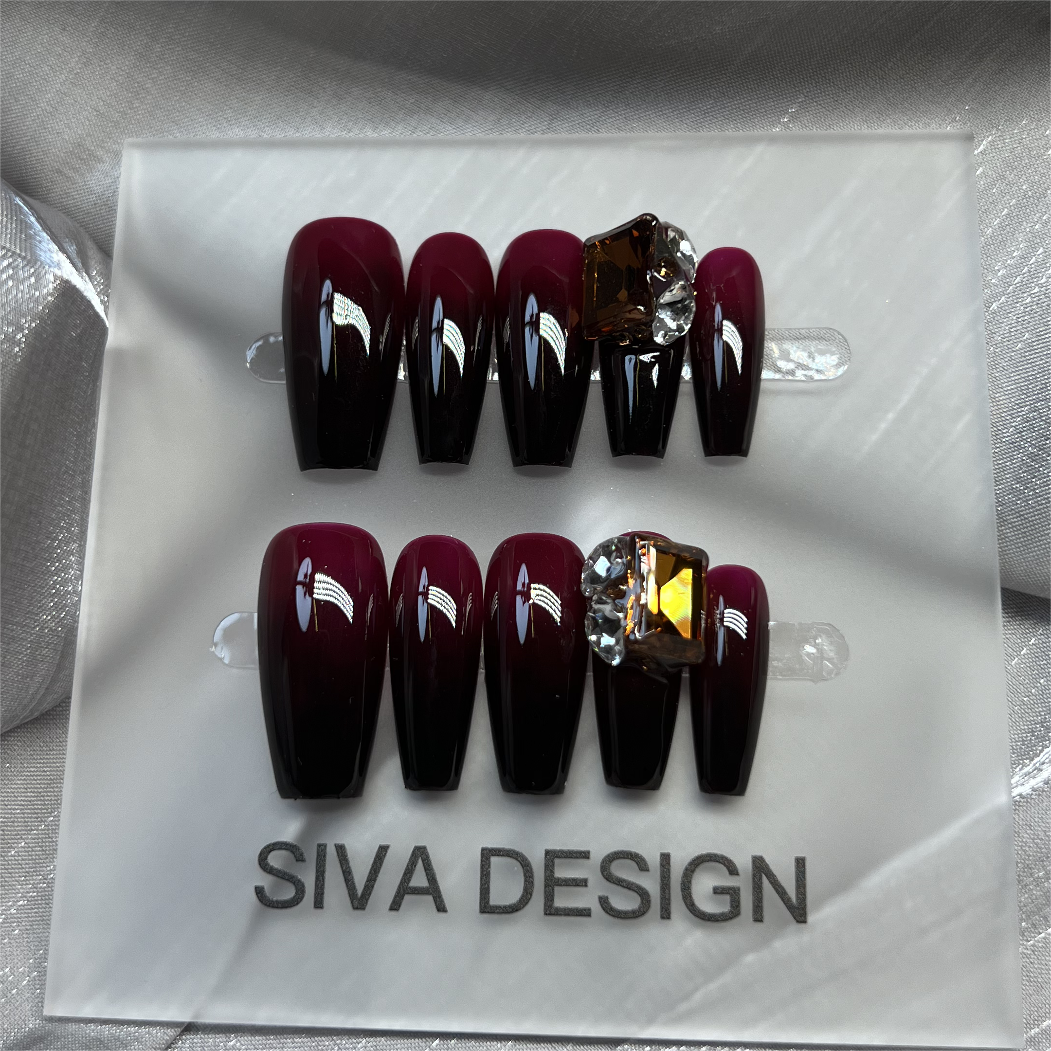 Siva Nail, Regal Wine Drip, Luxuriöses Winter Ombre Handgemachtes Press on Nails