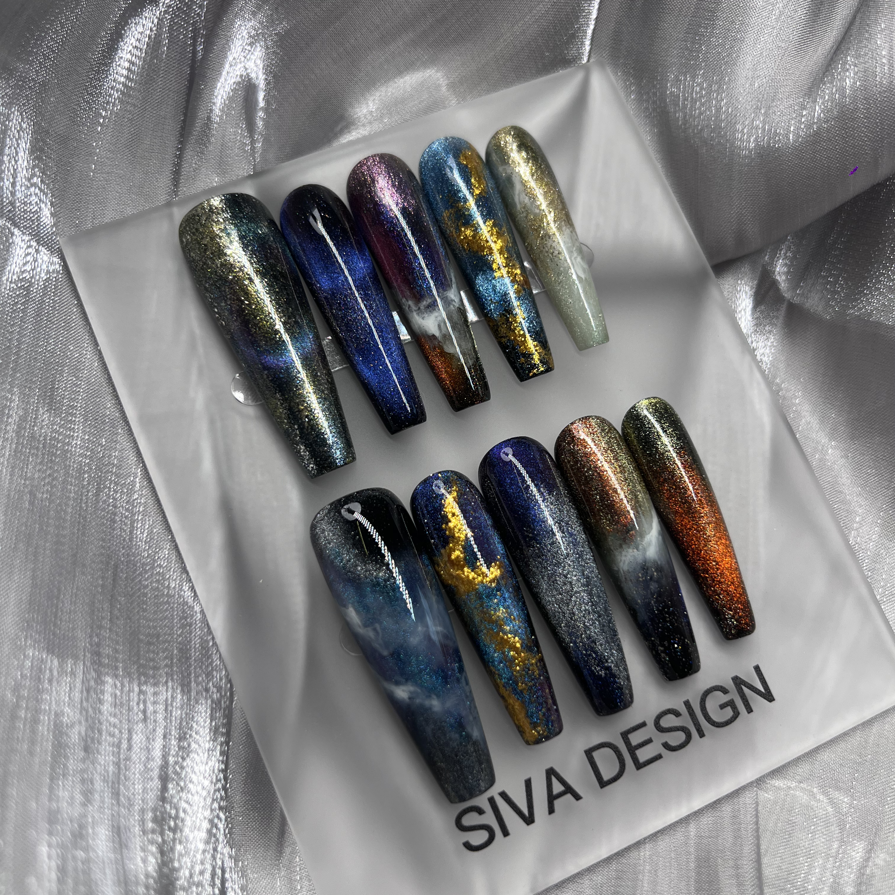 Siva Nail, Nebula Glow, Glitzer, handgemachte Nagelpresse