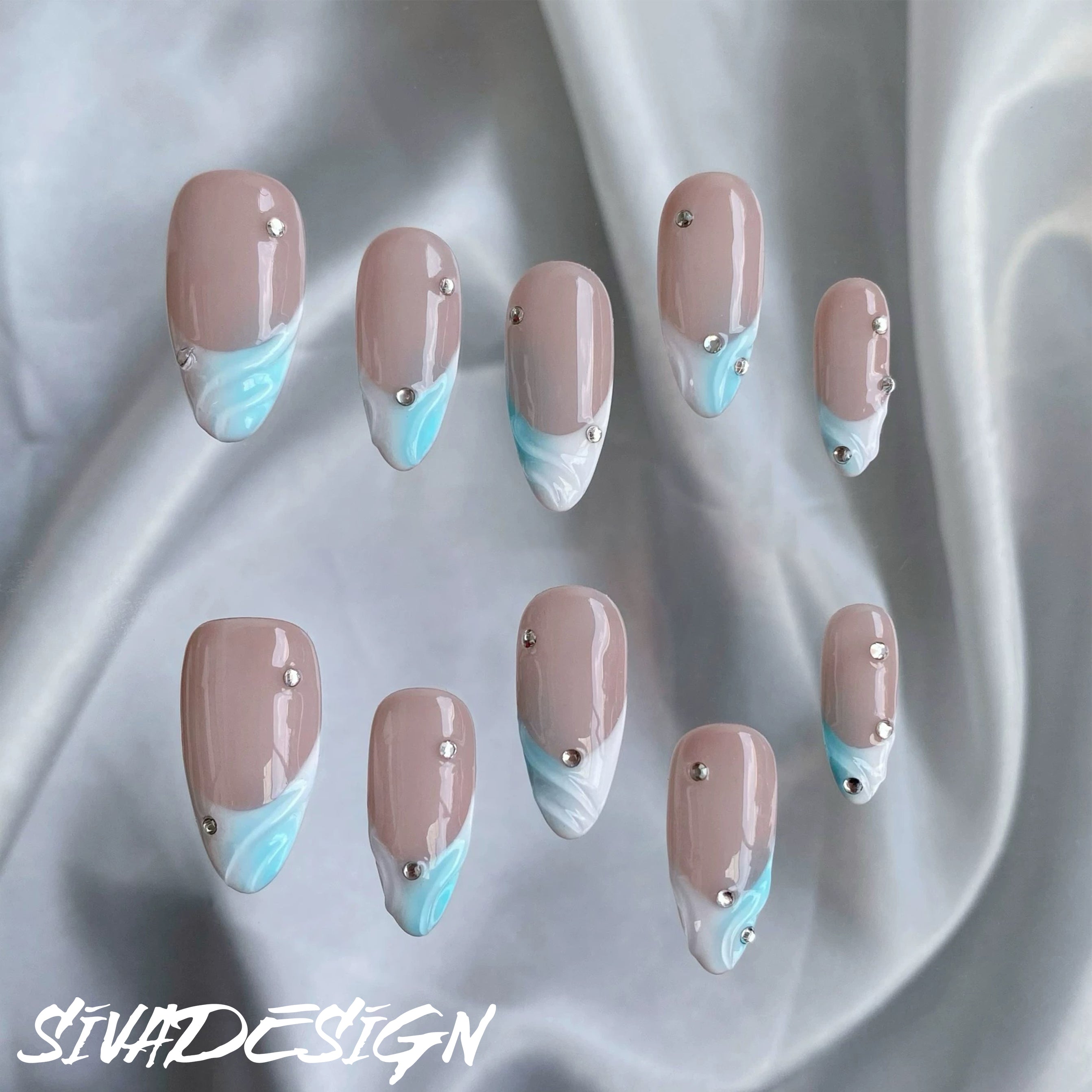 Siva Nail, Mystic Wave, elegante handgemachte Press on Nails