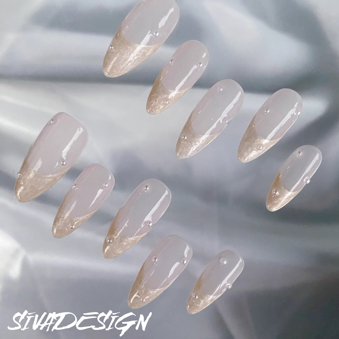 Siva Nail, Golden Sands, elegante handgemachte Nagelpresse