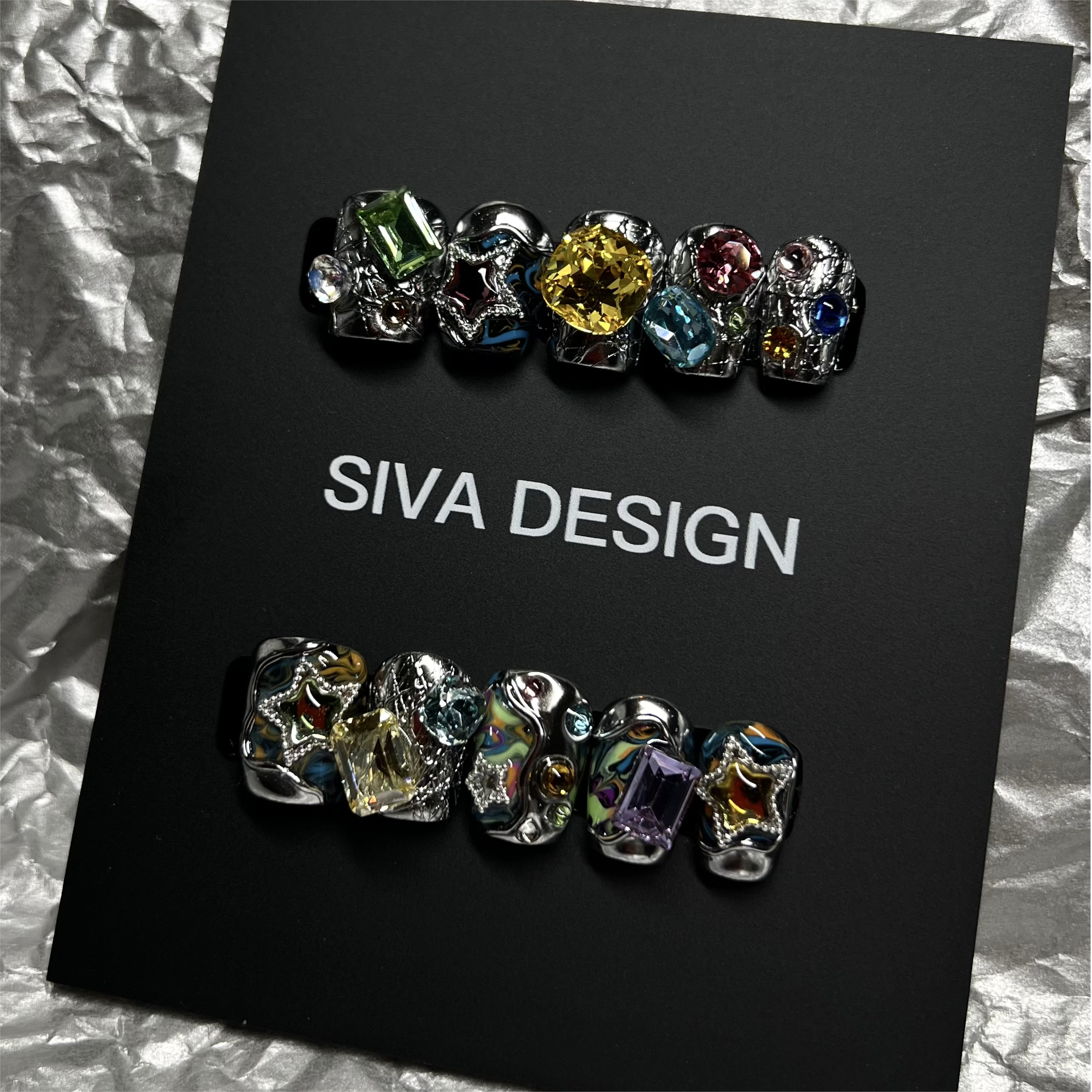 Siva Nail, Opulent Prism, Chrom handgefertigte Press on Nails