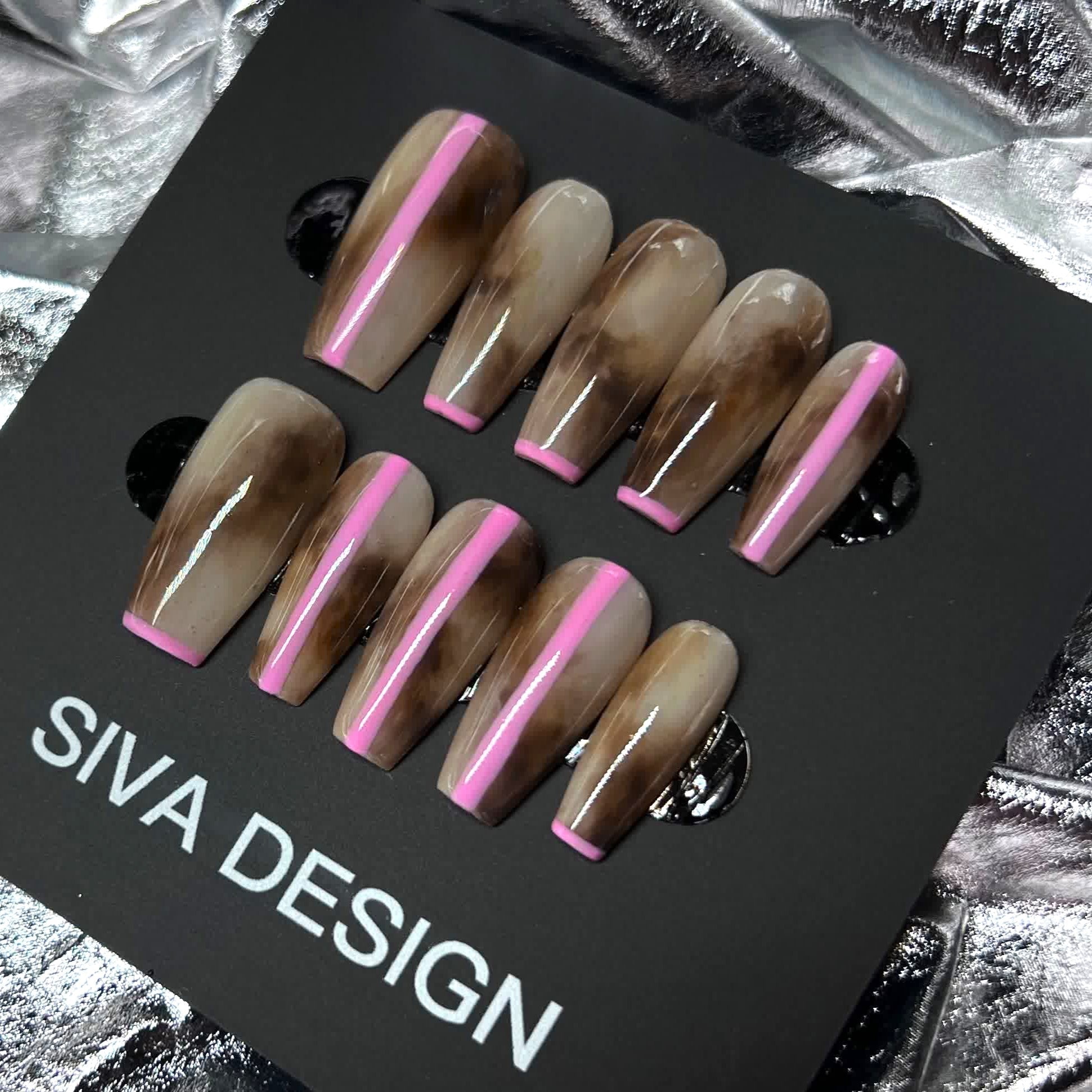 Siva Nail, Weiche Streifen, Einzigartiger Marmor, Handgemachte Nagelpresse