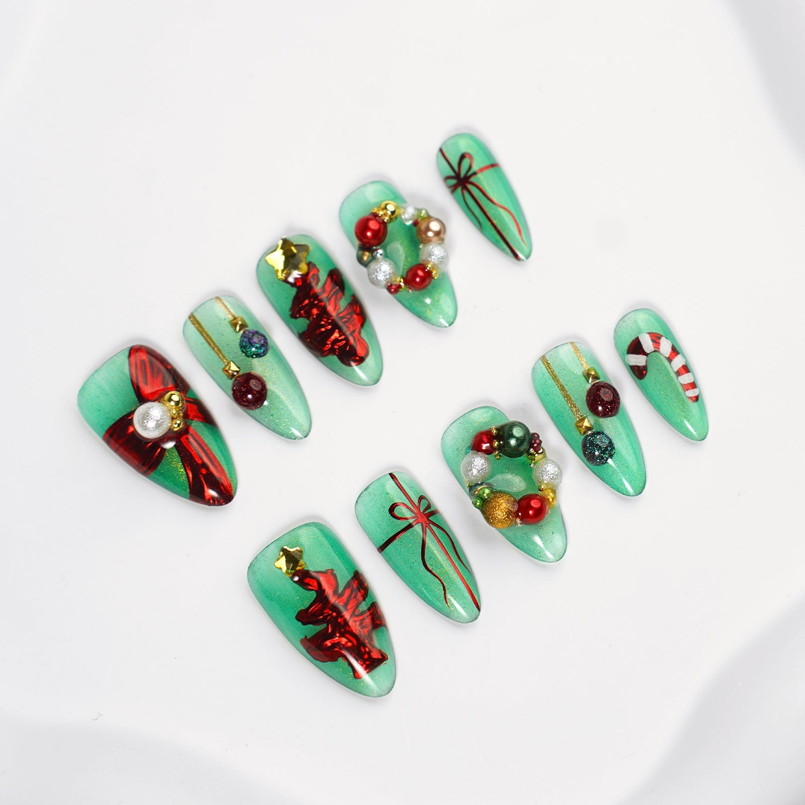 Siva Nail, Evergreen Enchantment, Weihnachtswunderland, handgemachte Nagelpresse