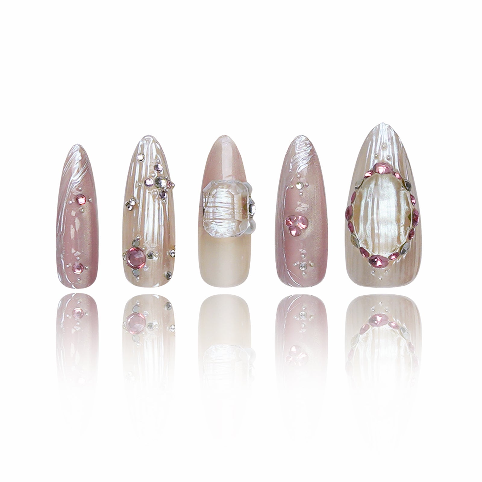 Siva Nail, Royal Pearl, Luxuriöse Eleganz, handgemachtes Aufdrücken von Nägeln