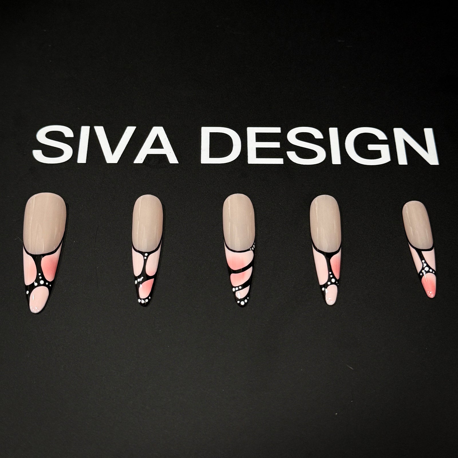 Siva Nail, Dreamweave, schickes geometrisches Stiletto, handgemachtes Aufdrücken von Nägeln