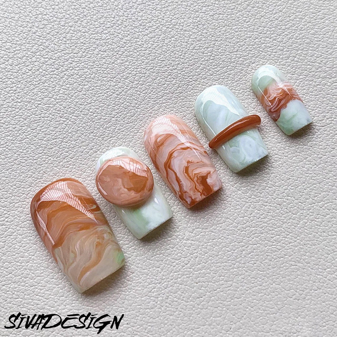 Siva Nail, Marble Serenity, beruhigende handgemachte Nagelpresse