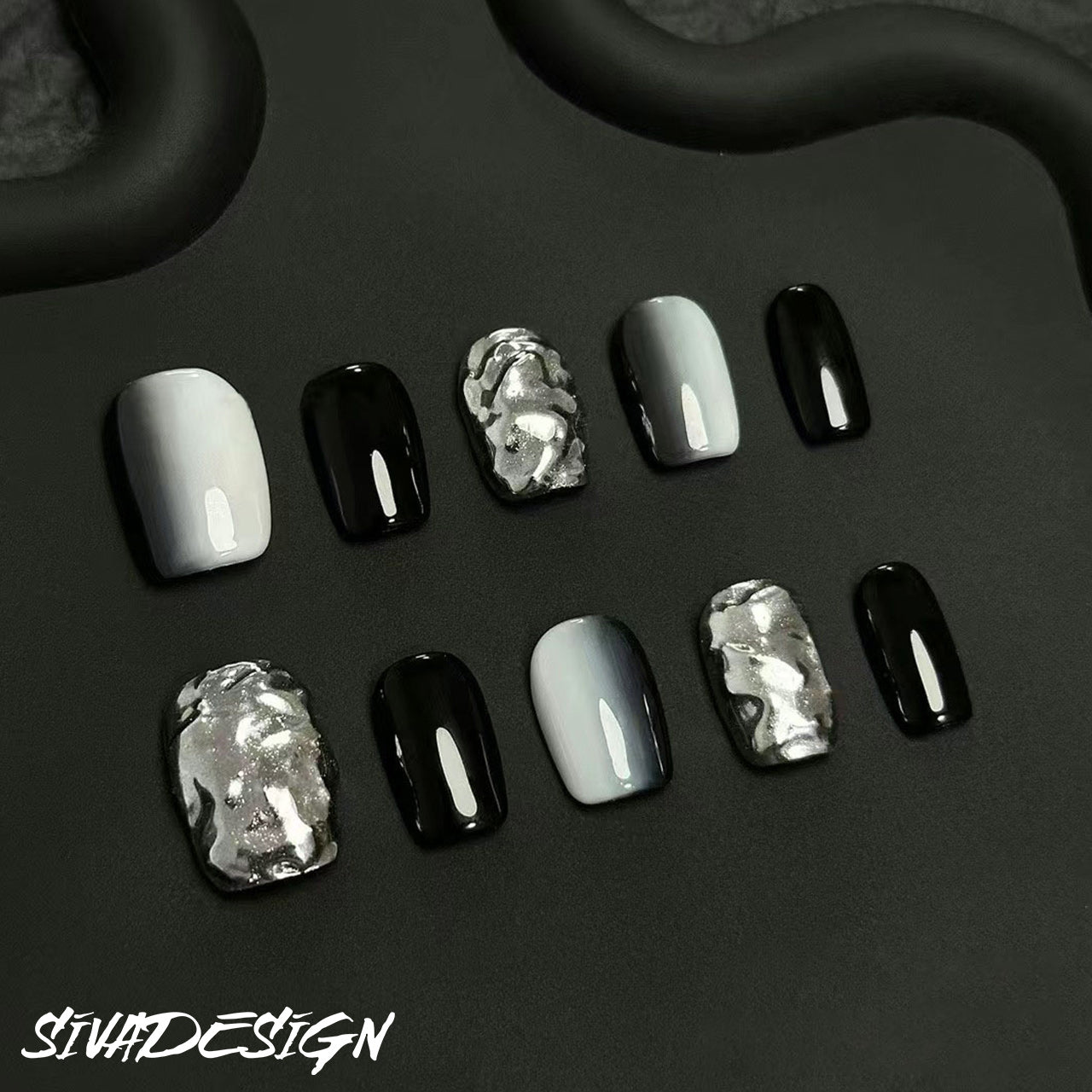 Siva Nail, Mercury Flow, Metallic Monochrome handgemachte Nagelpresse