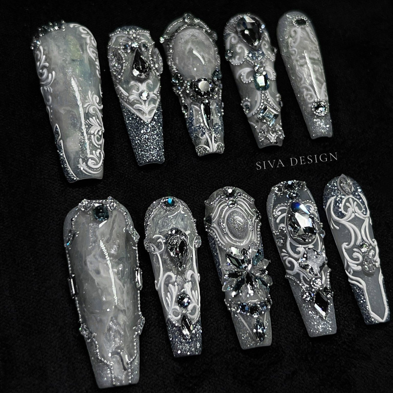 Siva Nail, Crystal Majesty, Königliche handgemachte Nagelpresse