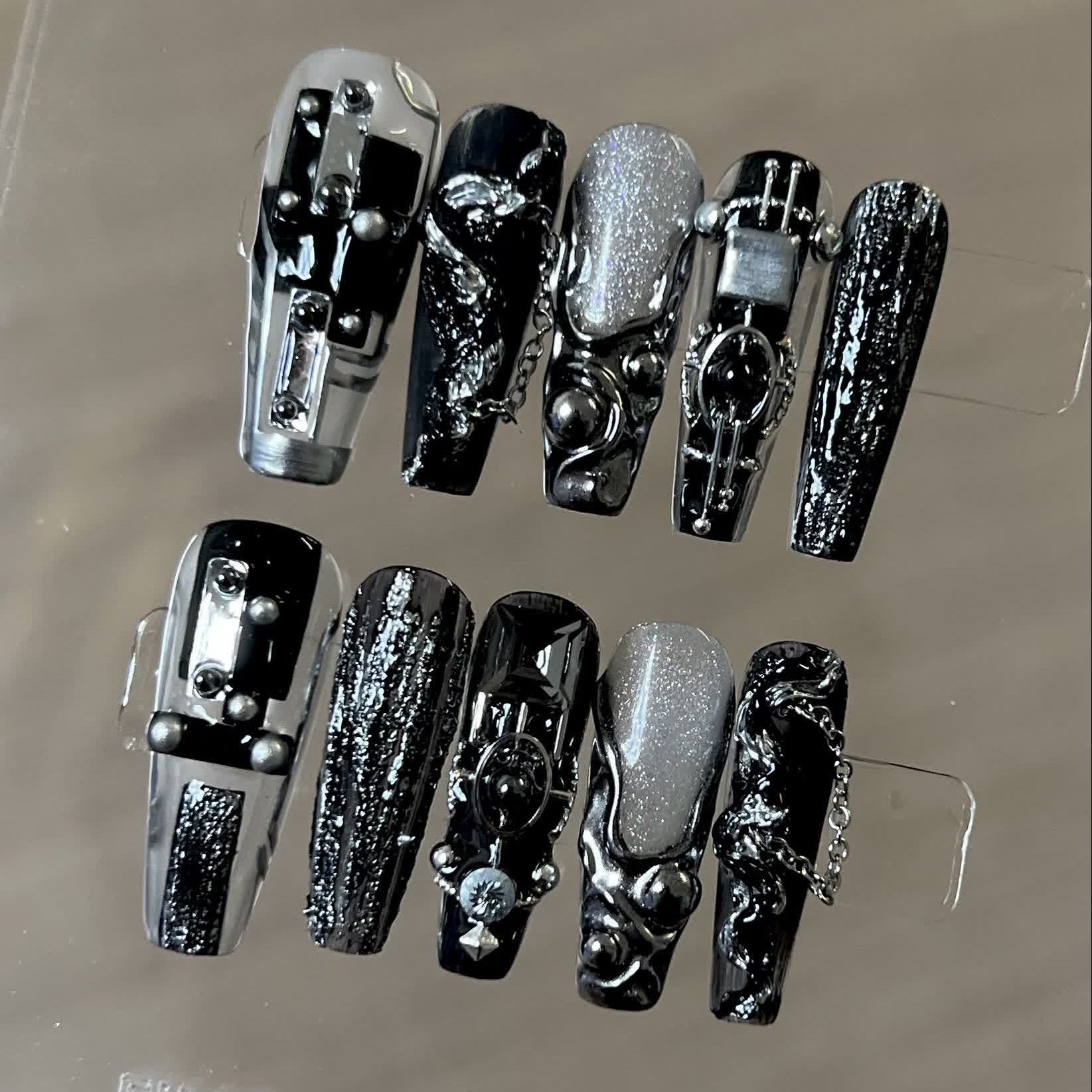 Siva Nail, Mitternachtsketten, Gothic Metal Style Handgemachte Nagelpresse