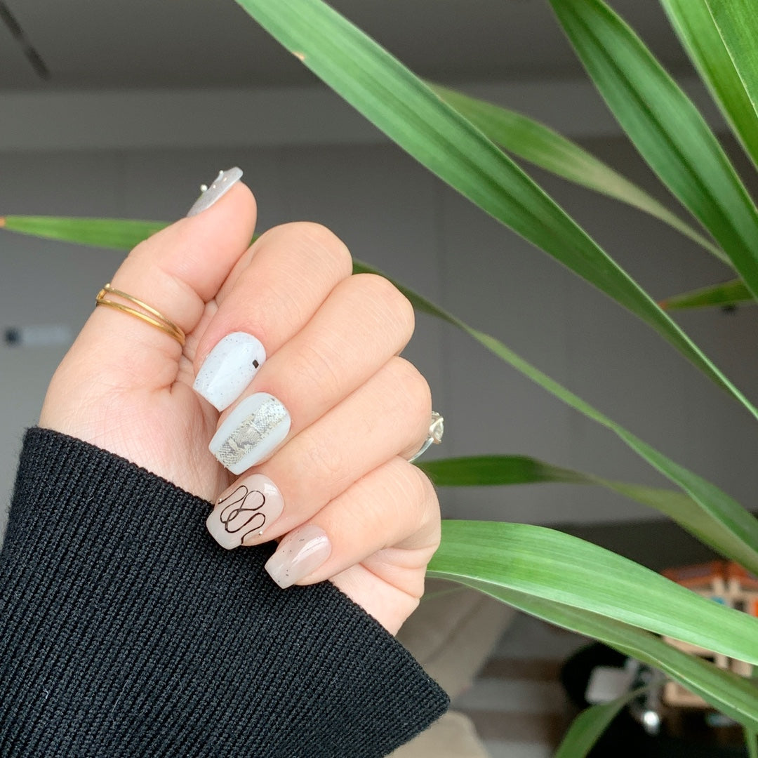 Siva Nail, Pearl Fantasy, Minimal Luxe, handgemachte Nagelpresse